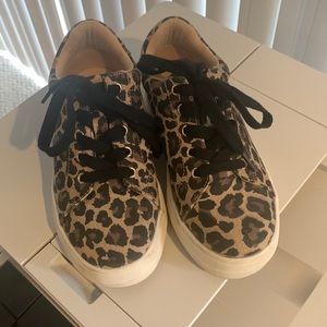 Cat & Jack Leopard print Canvas Shoes size 2